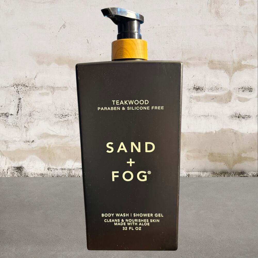 Sand + Fog Teakwood 32 oz Body Wash NEW